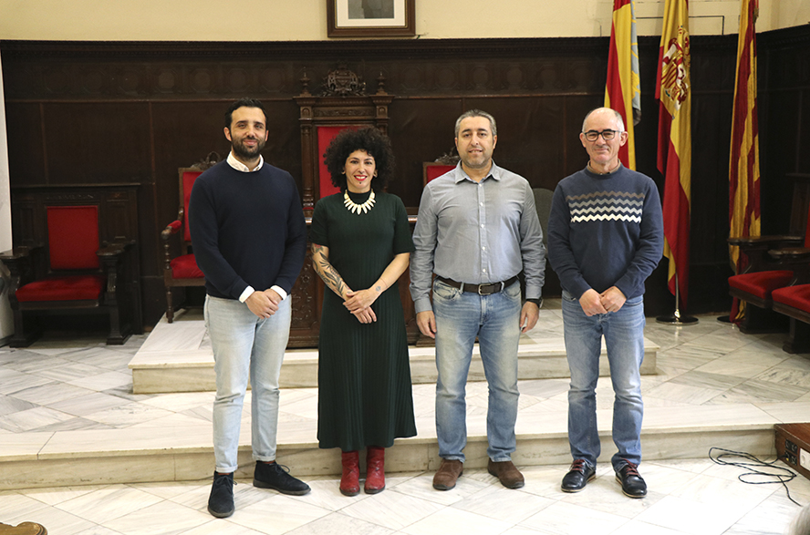El Ayuntamiento de Sagunto homenajea a Mar Pérez, la campeona de España de tiro con arco