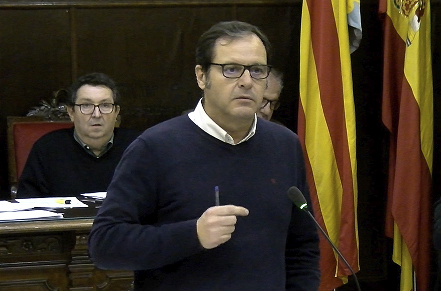 El Pleno Municipal acuerda emprender acciones legales a causa de la regresión de las playas de Almardà, Corinto y Malvarrosa