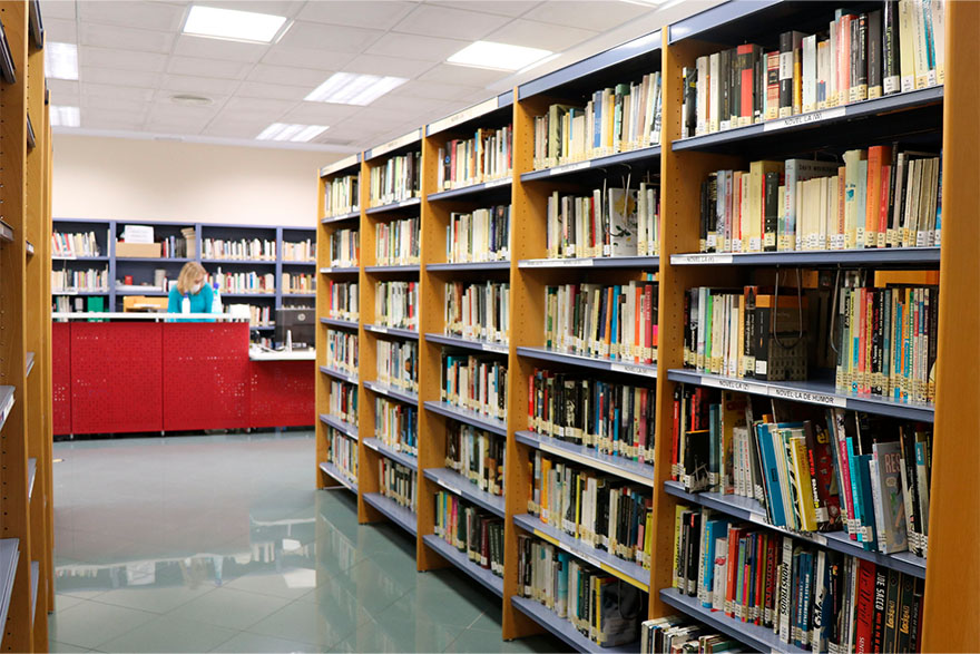 Las bibliotecas de Sagunto suprimen las restricciones de acceso, aunque se mantiene el uso obligatorio de la mascarilla en los espacios cerrados