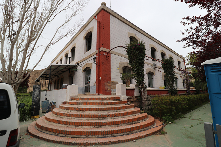 Los trabajos de rehabilitación del Casino de la antigua gerencia de altos hornos marchan a buen ritmo